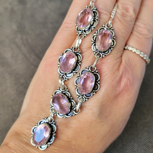 Jewelry - Elegant Pink Gemstone Silver Necklace